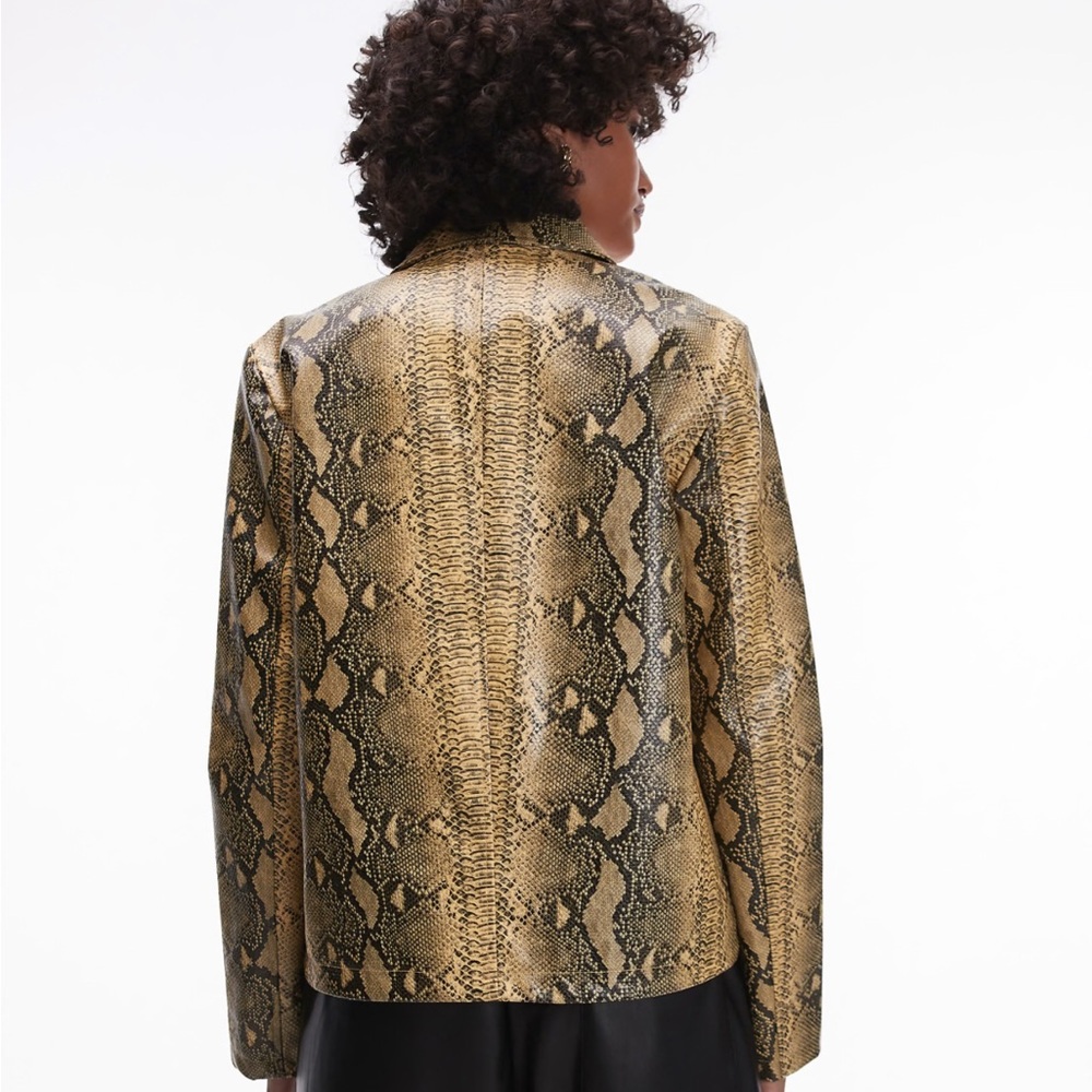 NWT TOPSHOP SNAKESKIN FAUX LEATHER JACKET - Picture 3 of 6